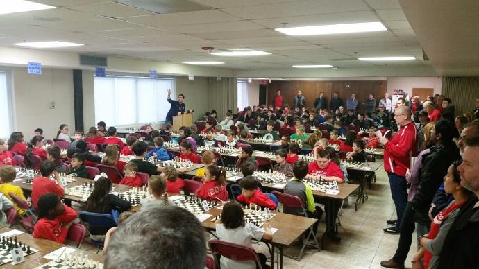 2018 Chess - Players awaiting instruction